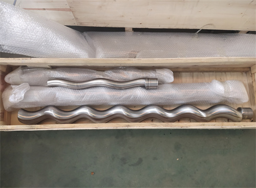 河北某公司油田轉子表麵超音速熱噴塗強化 